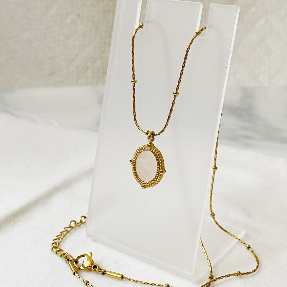 Necklace - Picture 3 of 8